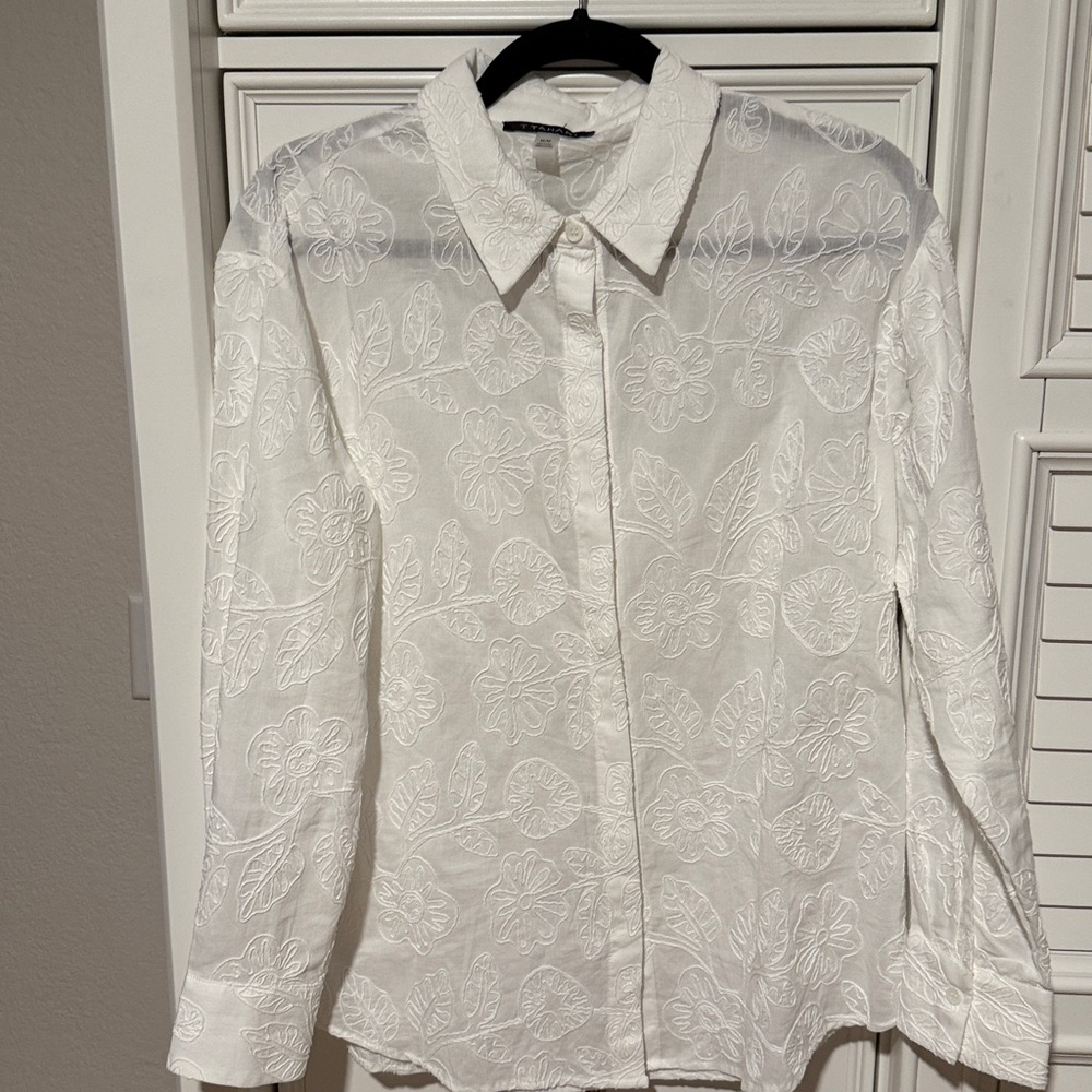 T Tahari White Embroidered Shirt
